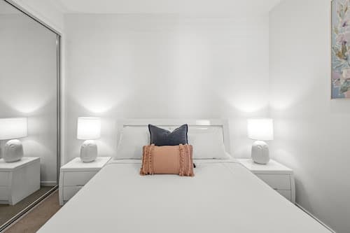 RISE 3 Bedroom Deluxe Ocean Side Apt
