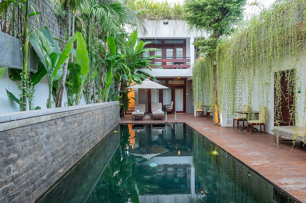 Victoria Central Residence