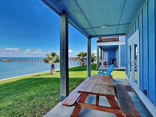 Copano Breeze by Miss Kitty’s