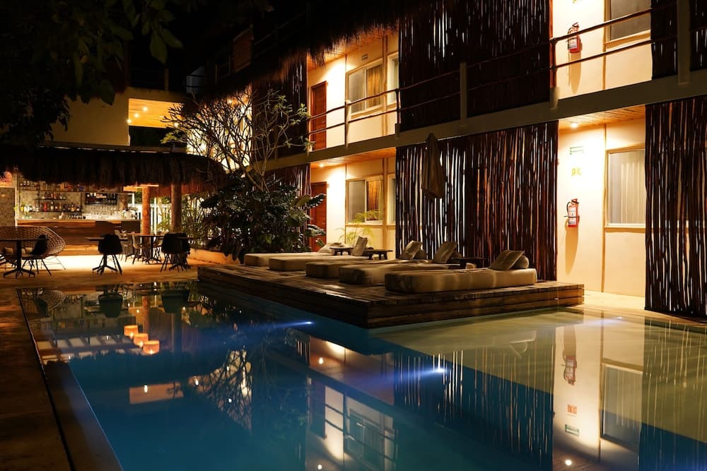 AGAM Hotel