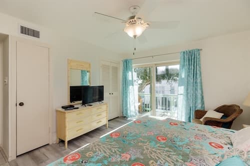 Coastal Charm by Miss Kitty’s