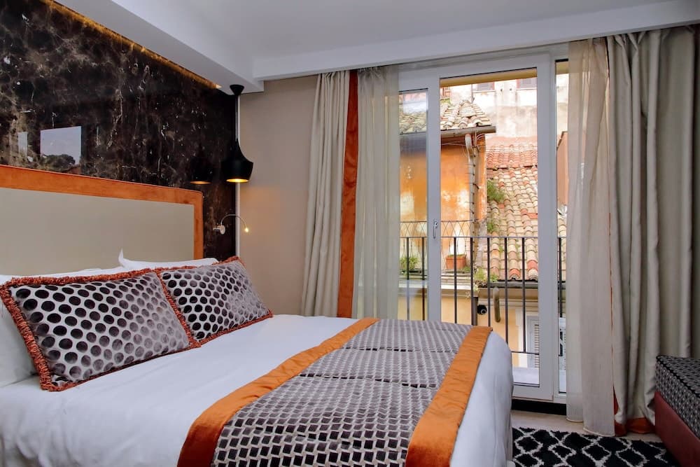 HELMIRAGE PIAZZA DI SPAGNA SUITE