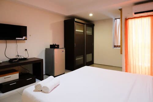 Cozy And Homey Studio Apartment At High Point Serviced