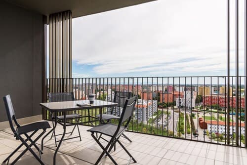 JOIVY Uptown Apartments