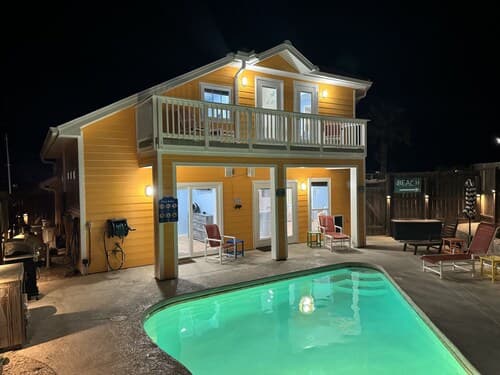LaJuana Iguana by Silver Sands Vacation Rentals