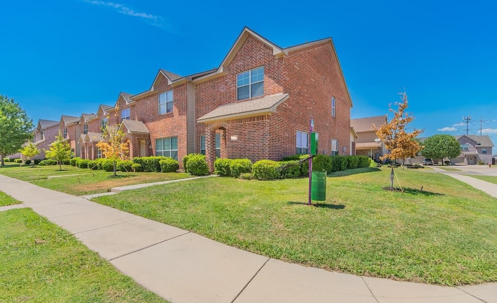Luxury Townhome Collection GrandPrairie