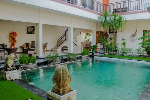 Dedy Beach Inn