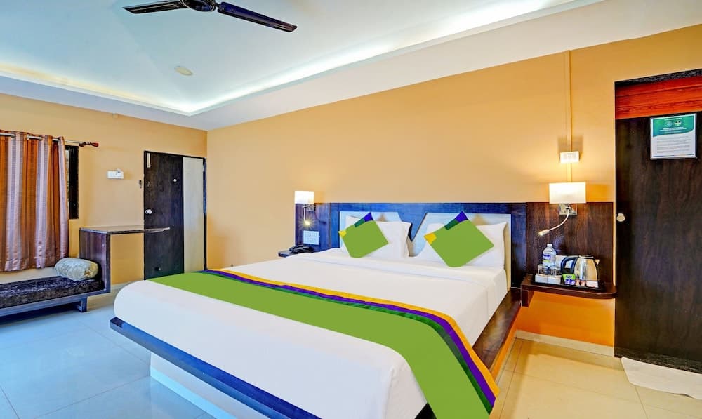 Treebo Vhyomaan Resort