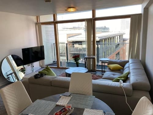 Zenith City Centre Apartment - Stay Longer and Save