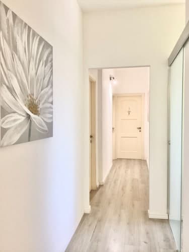 Iris Rooms