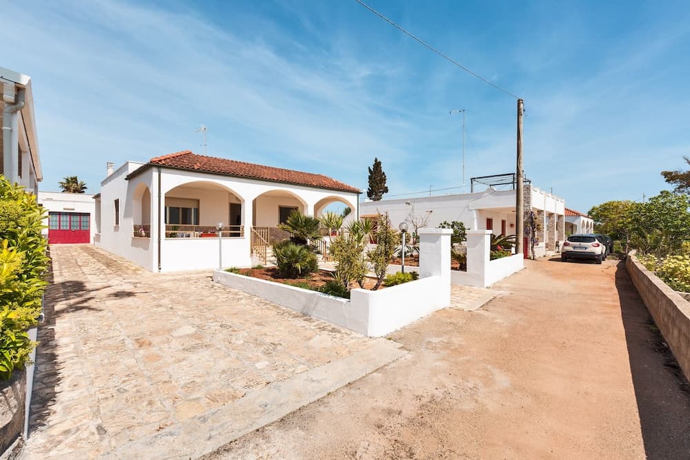 2330 Villetta Marilena by Barbarhouse
