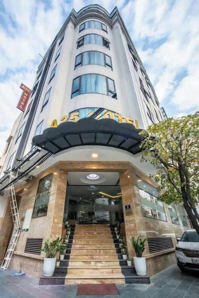 A25 Hotel - 187 Trung Kính