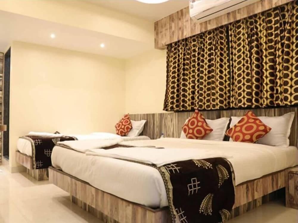 Hotel Golden Inn