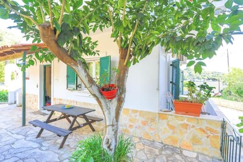 Zoulis Athina in Kalami