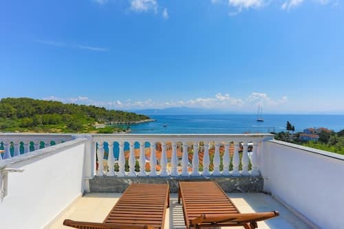 Faros Ena in Gaios With 1 Bedrooms and 1 Bathrooms