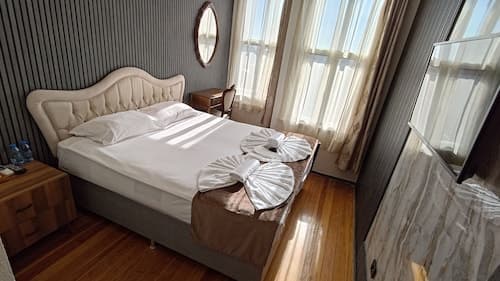 Nuray Hotel