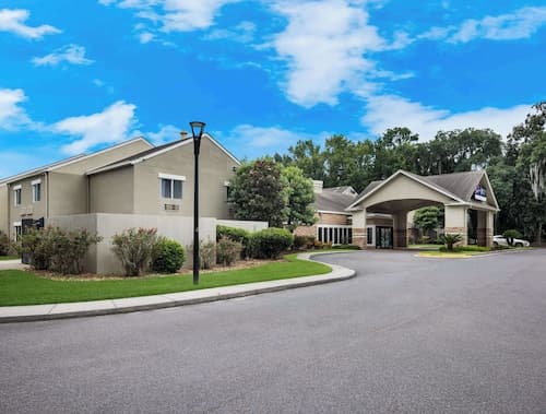 MainStay Suites Savannah Midtown