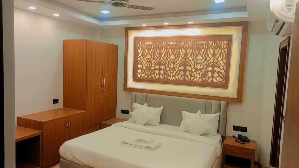 Hotel Shaurya Inn