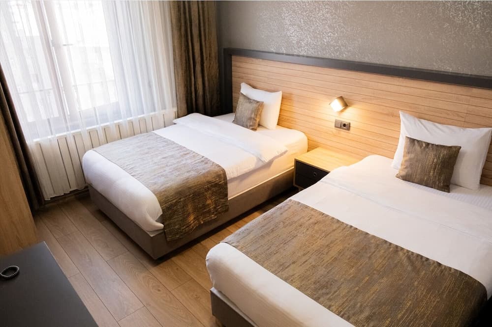 Çağ Otel