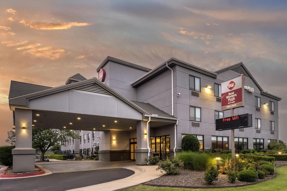 Best Western Plus Castlerock Inn & Suites