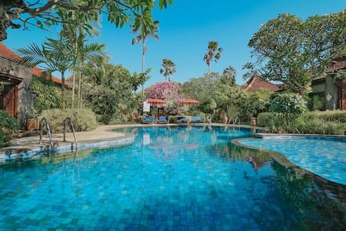 Parigata Villas Resort