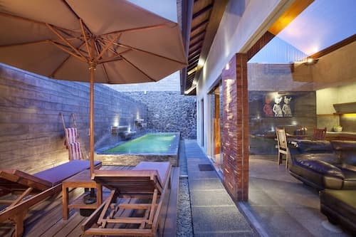 Bracha Villas