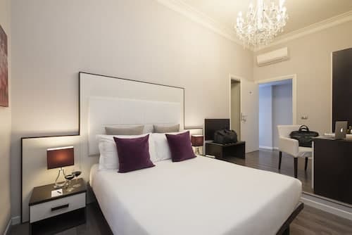Arenula Suites