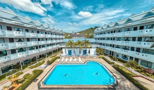 Blue Carina Hotel