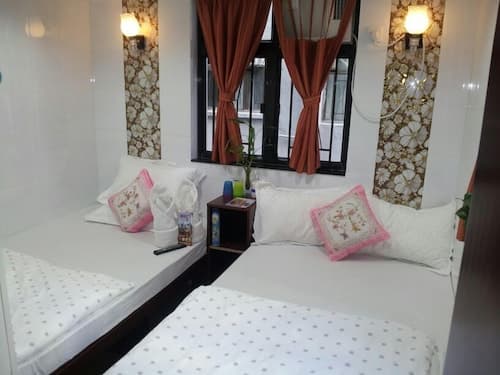 New London Hostel