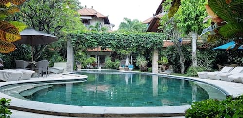 Kusnadi Hotel