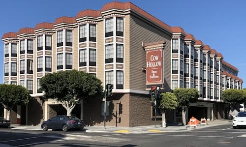 Cow Hollow Inn & Suites