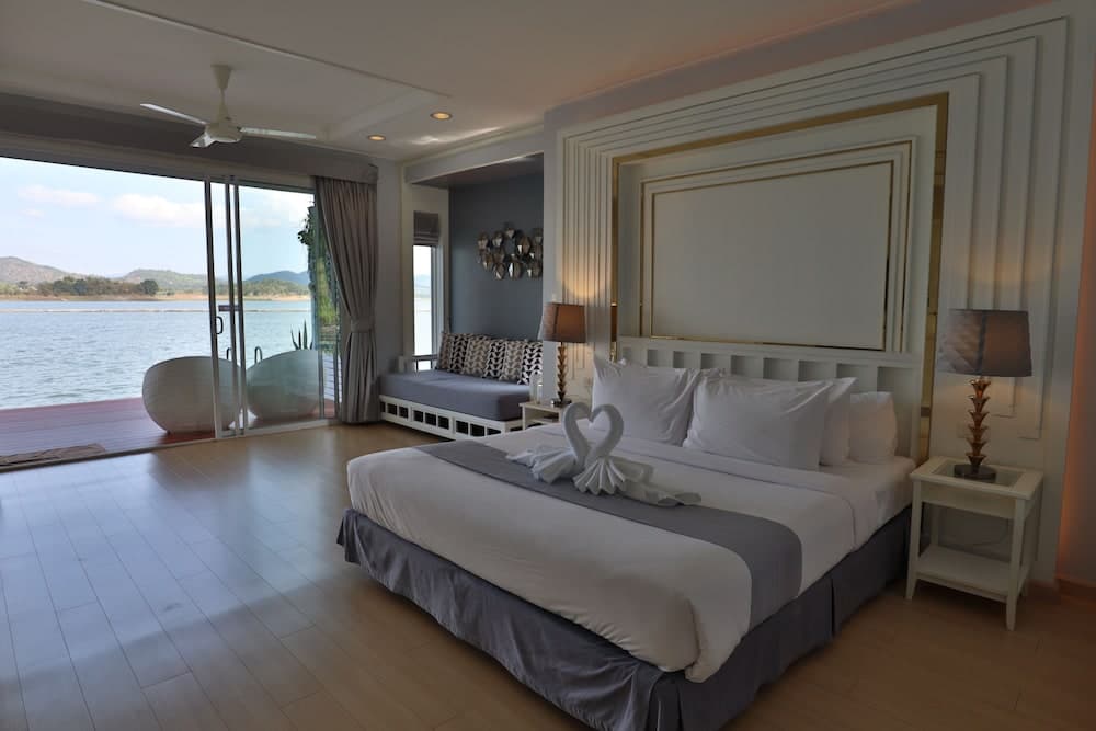 Raya Buri Resort
