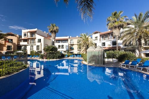 PortAventura Hotel Roulette - Includes unlimited access to PortAventura Park & 1 day access to Ferrari Land