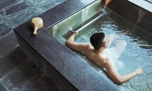 Muen Hot Spring Hotel