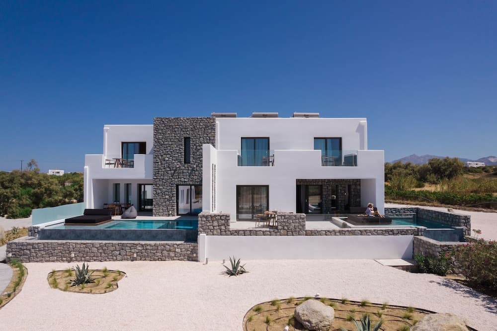 Milestones Naxos Hotel