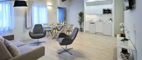Ines Luna Suites
