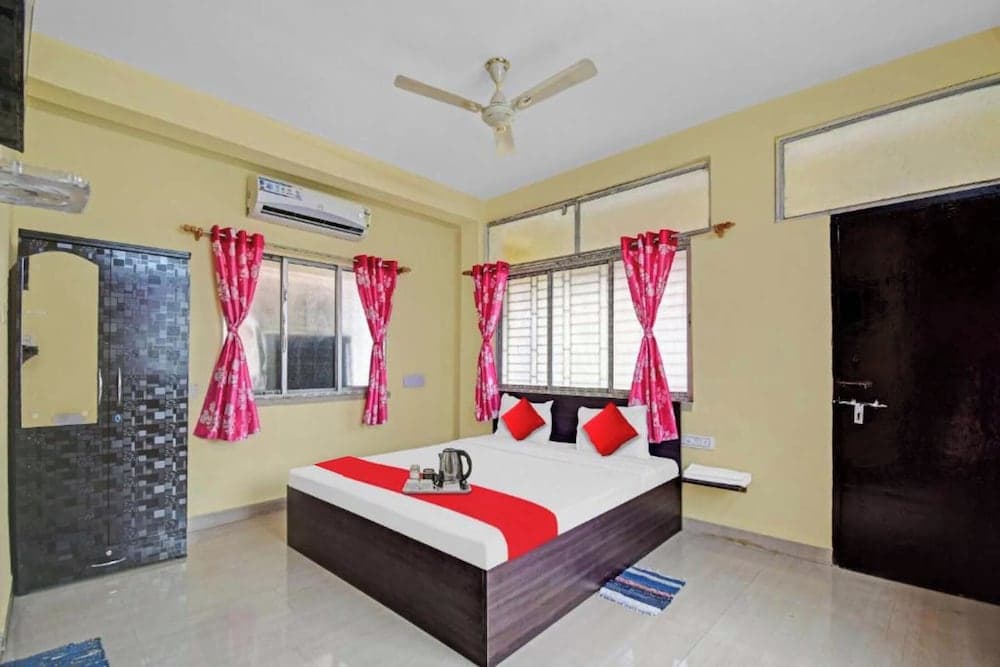 Goroomgo Dream Line Kalikapur Kolkata