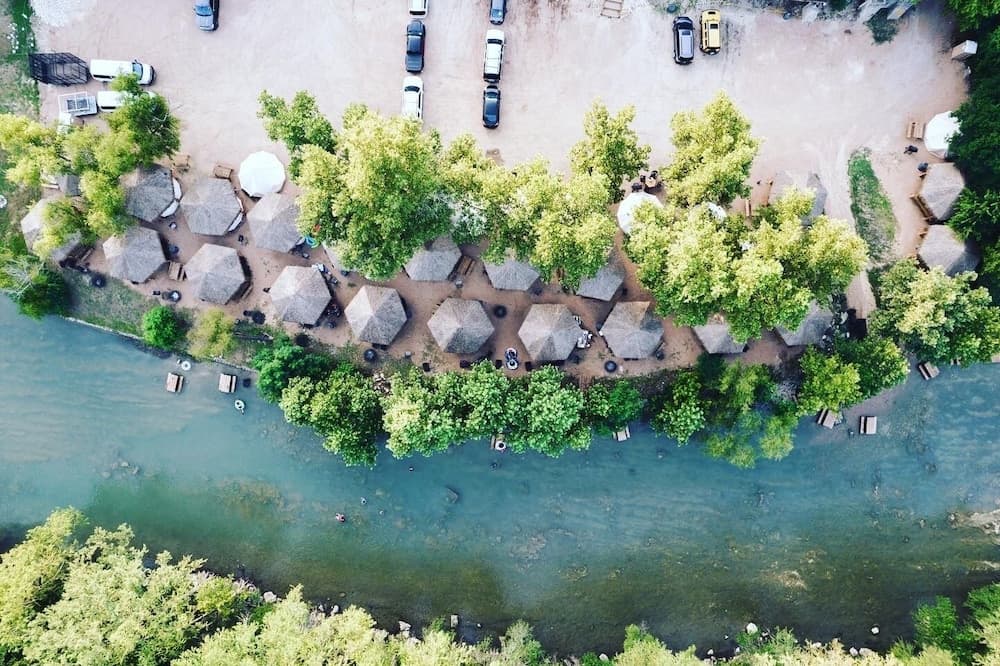 Son's Guadalupe Glamping Tents