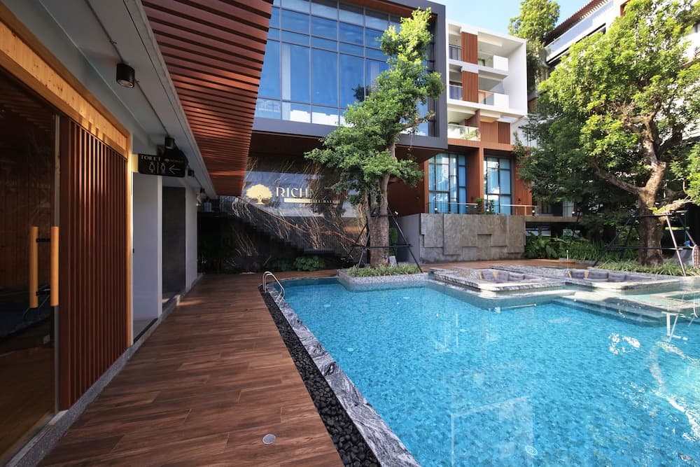 RICHMANN RESORT HOTEL HATYAI