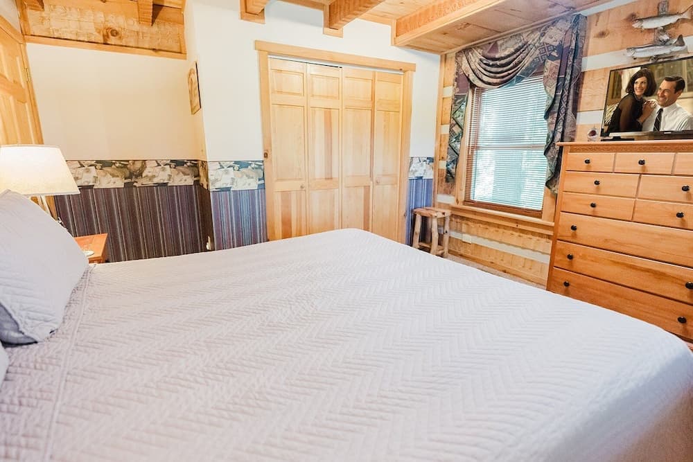 Big Kahuna Lodge