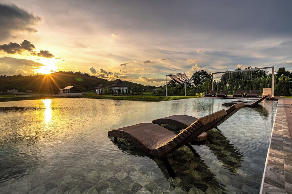 Pim Pool Villa Nan