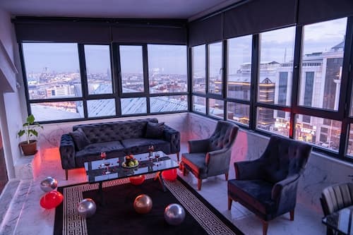 Heraldic Room Hotel