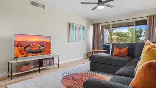 Modern and Sophisticated Old Town Scottsdale Gem!