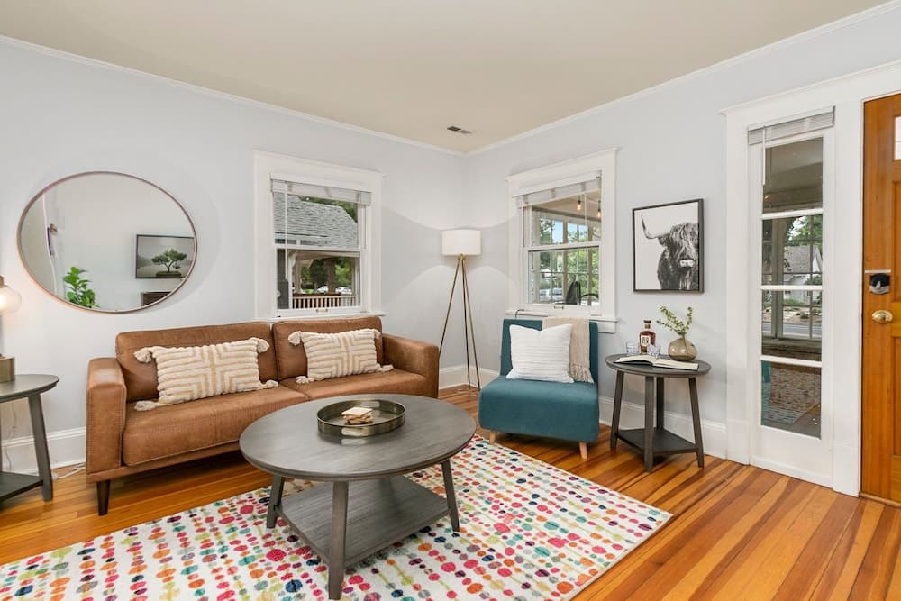 Downtown Abode W/ Hot Tub – Walk to Csu & Old Town