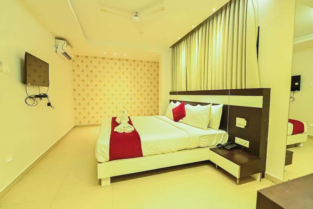 Yuvraj Palace Inn