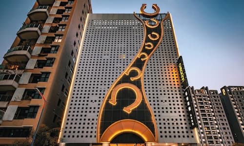 CHECK inn Taichung Qinghai