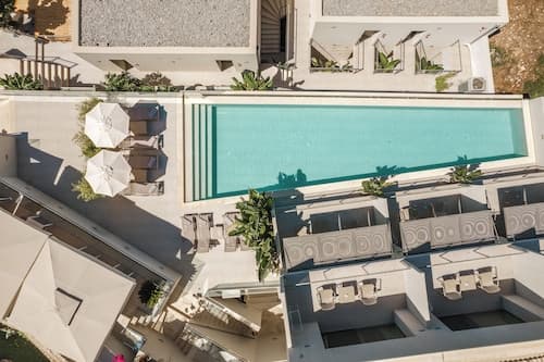 Sivota Deamaris Luxury Boutique Hotel