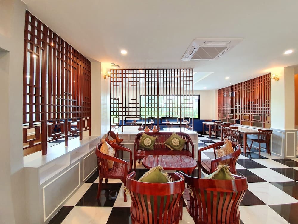 USABAI Riverside Boutique Hotel