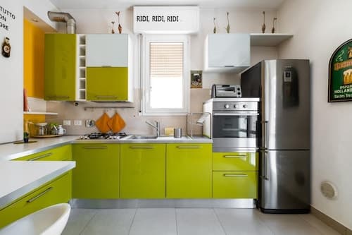 Bergonzoni Modern Apartment by Wonderful Italy