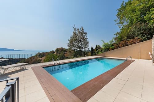 La Bouganville P1 1 by Wonderful Italy